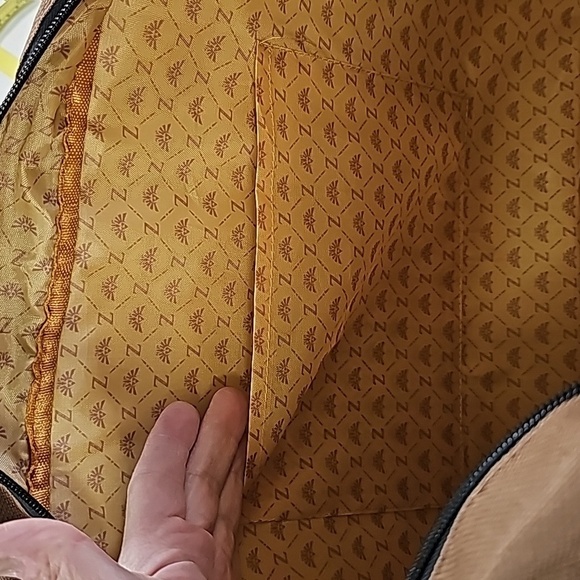 Zelda gamers gift pack, tote, lanyard, arm sleeves, wood plaque - Picture 5 of 16